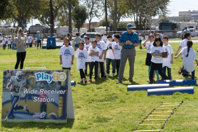 L.A. Chargers And Orange County United Way Team Up To Show Children Active And Healthy Lifestyles